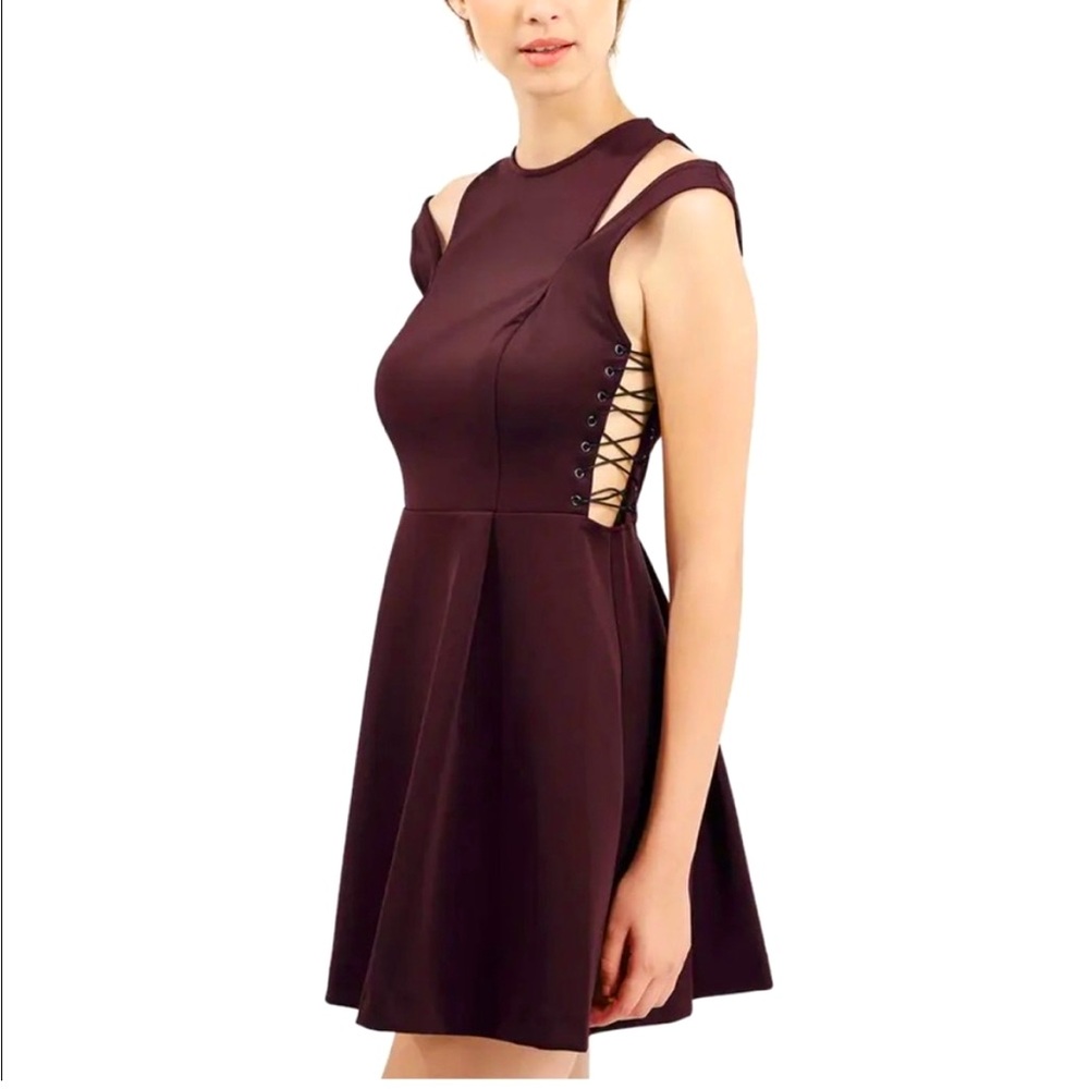 NWT TopShop Burgundy Lace-Up Skater Dress. Sz: 4